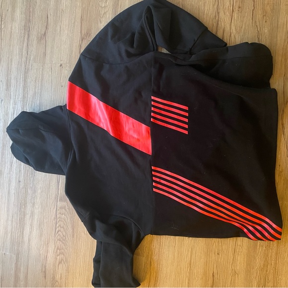 League of Legends Hoodie 2022 - Picture 8 of 8